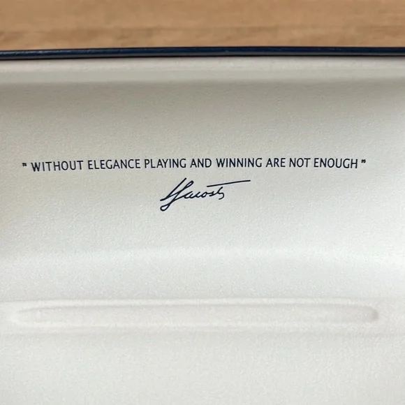 Lacoste Sunglasses Case - Picture 6 of 7